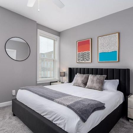Soaring 2-Bedroom Parkside Loft Walkable To It All 신시내티 외부 사진